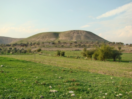 Abel-meholah in the Jordan Valley, proposed site of Elisha's home. Photo by Leon Mauldin.